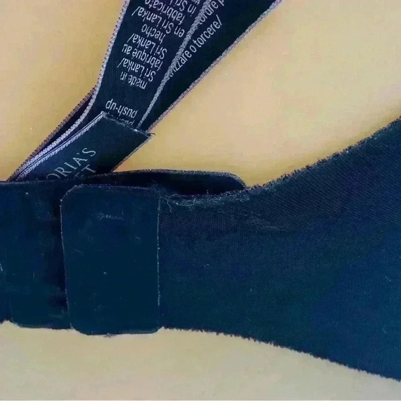 Victoria’s Secret Padded Push Up Bra Black Size 34D - Picture 9 of 10